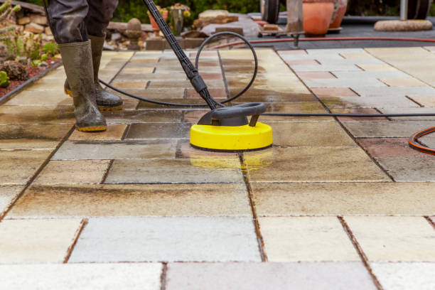 Best Driveway Pressure Washing  in Ironwood, MI